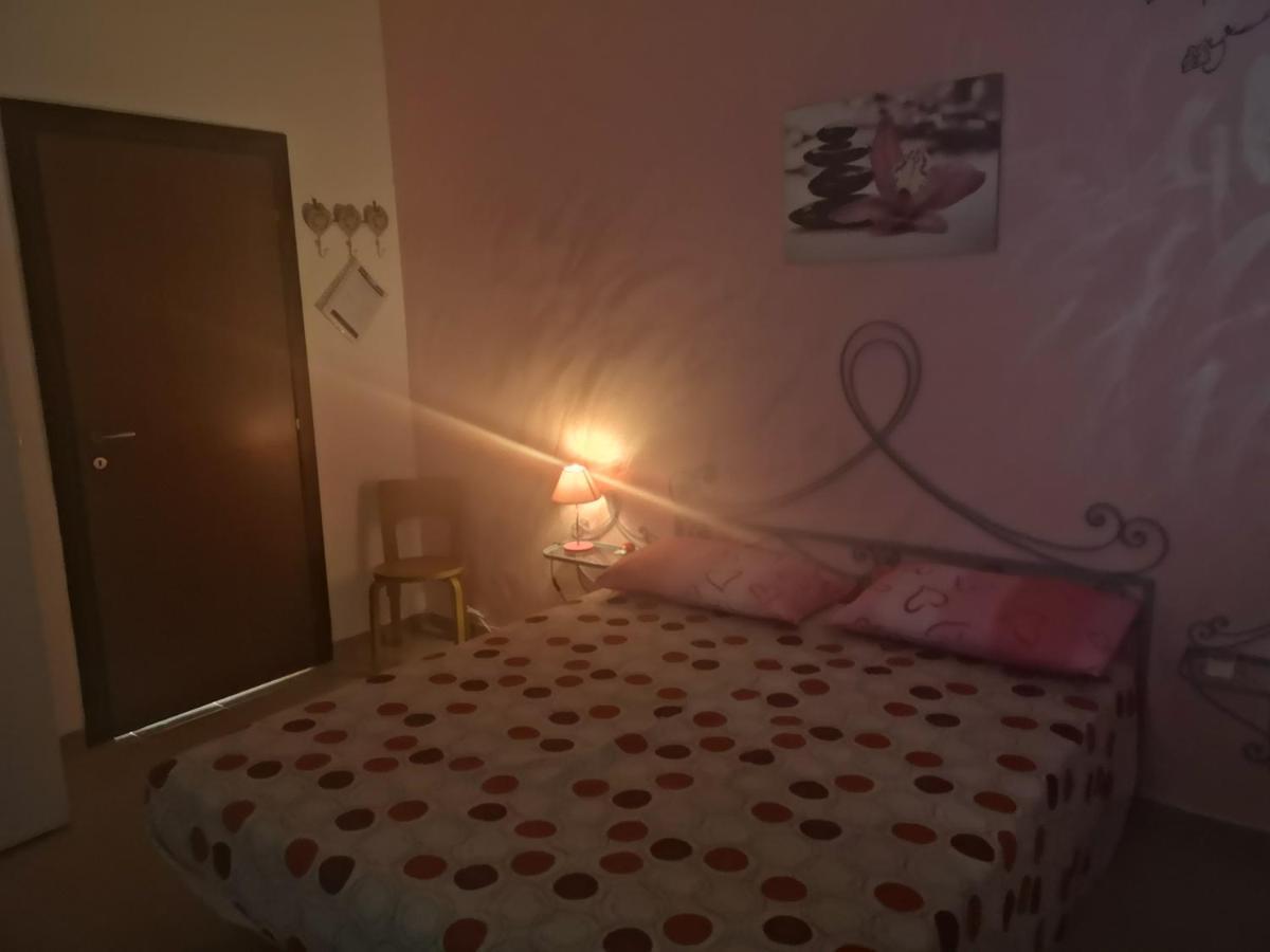 B&B Angolo Magico Parabita Exteriör bild