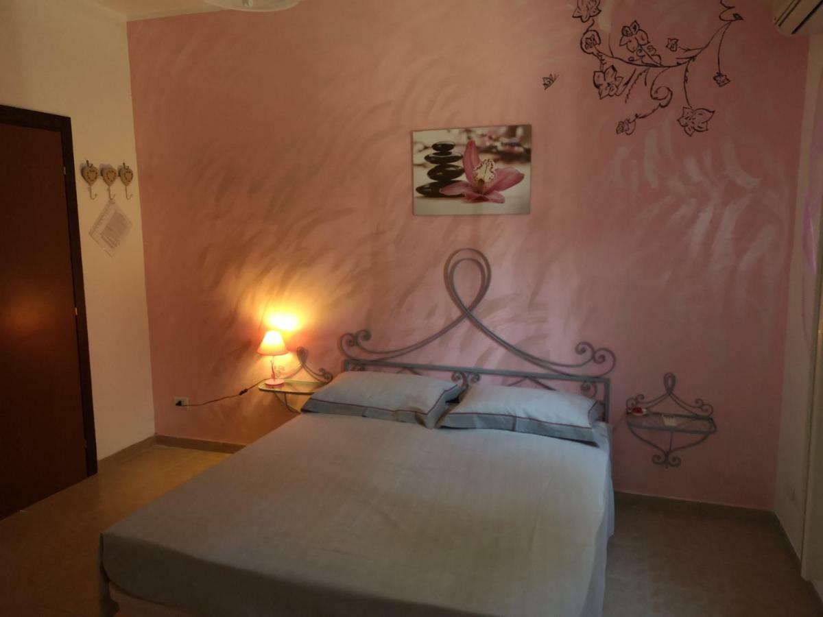 B&B Angolo Magico Parabita Exteriör bild